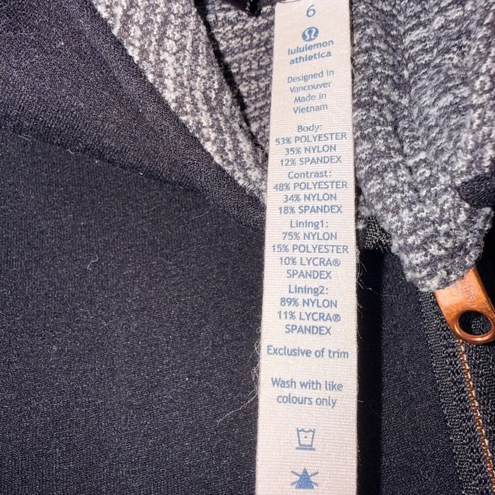 Lululemon Athletica Black and Gray Stretch-It Out Full Zip Hoodie - 6